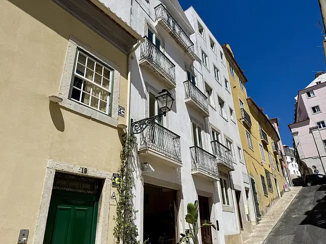 The Late Birds - facade