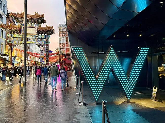 W London Leicester Square
