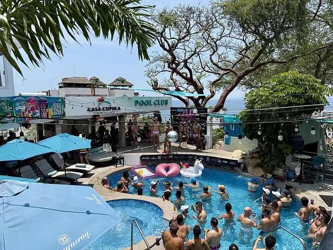 Casa Cupula Pool Club